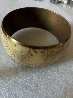 Vintage brass Floral Pattern Enamel Bangle Bracelet